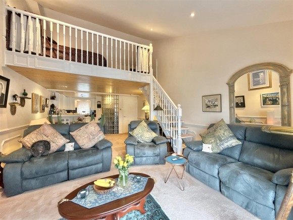 View Full Details for 6 Prince William Quay Brixham